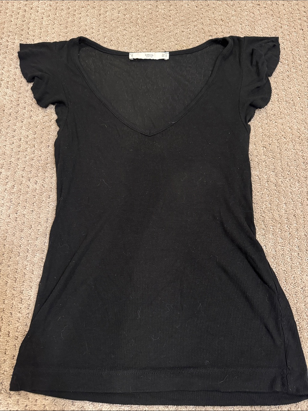 Black V-Neck Ribbed Flutter Sleeve Top Mango